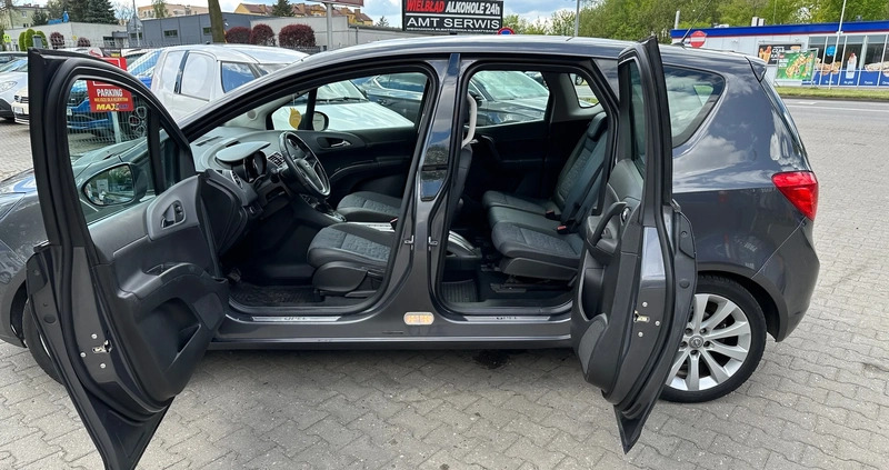 Opel Meriva cena 24900 przebieg: 229000, rok produkcji 2011 z Okonek małe 191